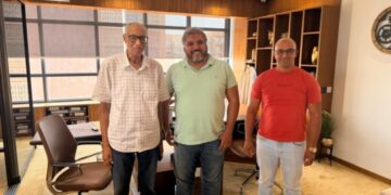 الرئيس السابق ونائب رئيس جماعة واحة سيدي إبراهيم يلتحقان بالاستقلال دعما للهواجي