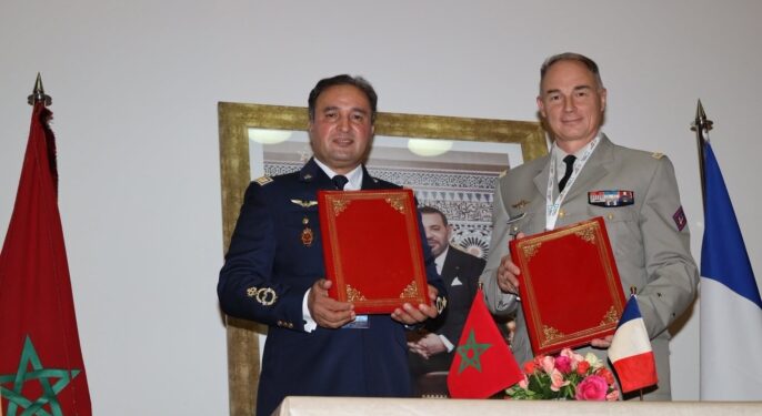 بمراكش.. توقيع وثيقة نوايا للتعاون في مجال الملاحة الجوية العسكرية بين المغرب وفرنسا