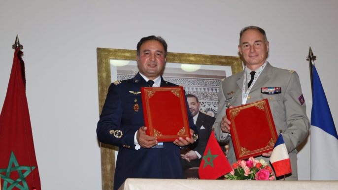 بمراكش.. توقيع وثيقة نوايا للتعاون في مجال الملاحة الجوية العسكرية بين المغرب وفرنسا