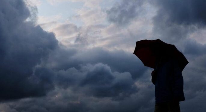 الأرصاد الجوية تحذر من زخات رعدية قوية قد تصل إلى 50 ملم بعدة مناطق بالمغرب